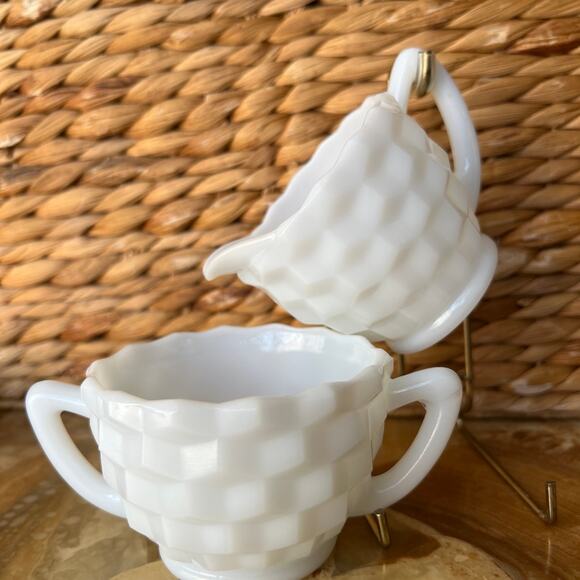 Milk Glass diamond print cream and sugar - Picture 1 of 7